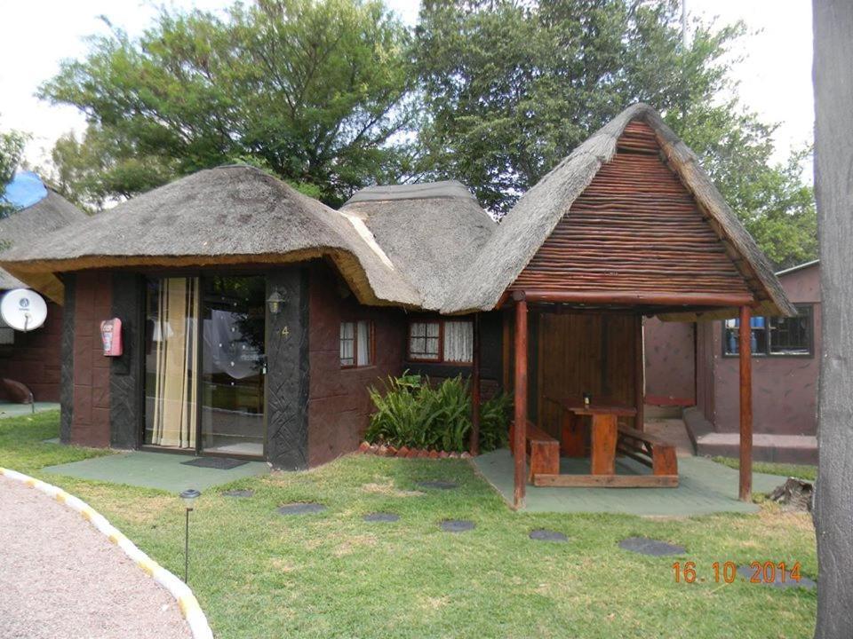 Lekkerbly Chalet Guest House Modimolle Buitenkant foto